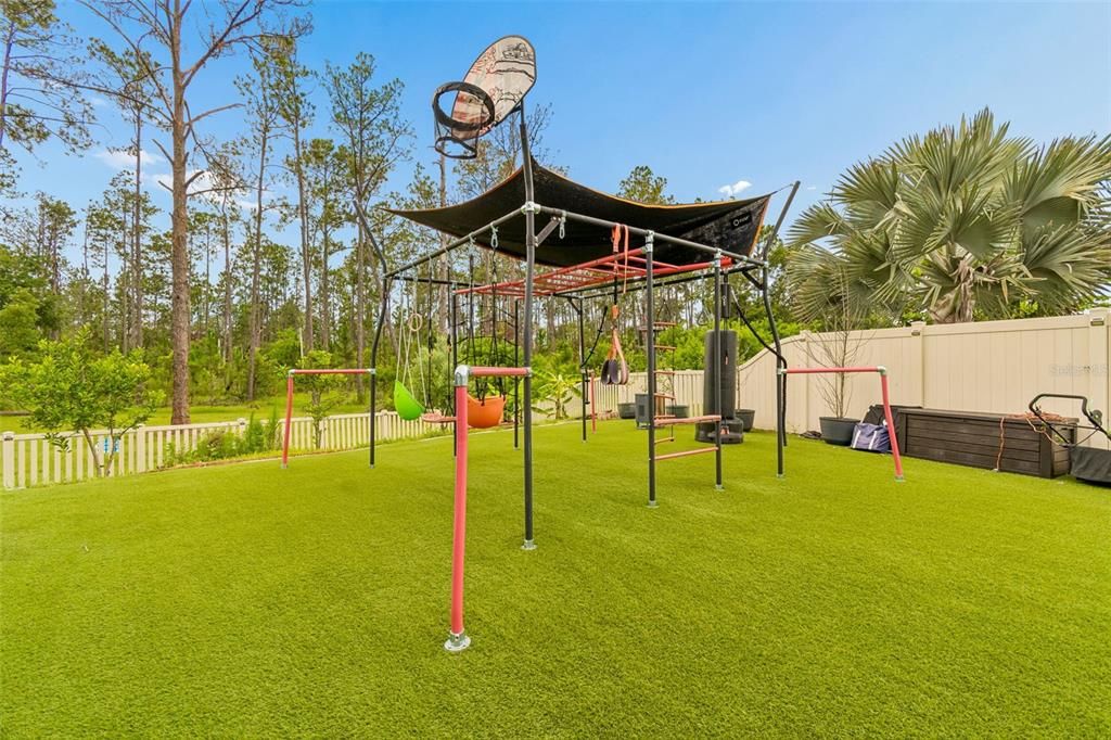 Active With Contract: $875,000 (4 beds, 3 baths, 3227 Square Feet)