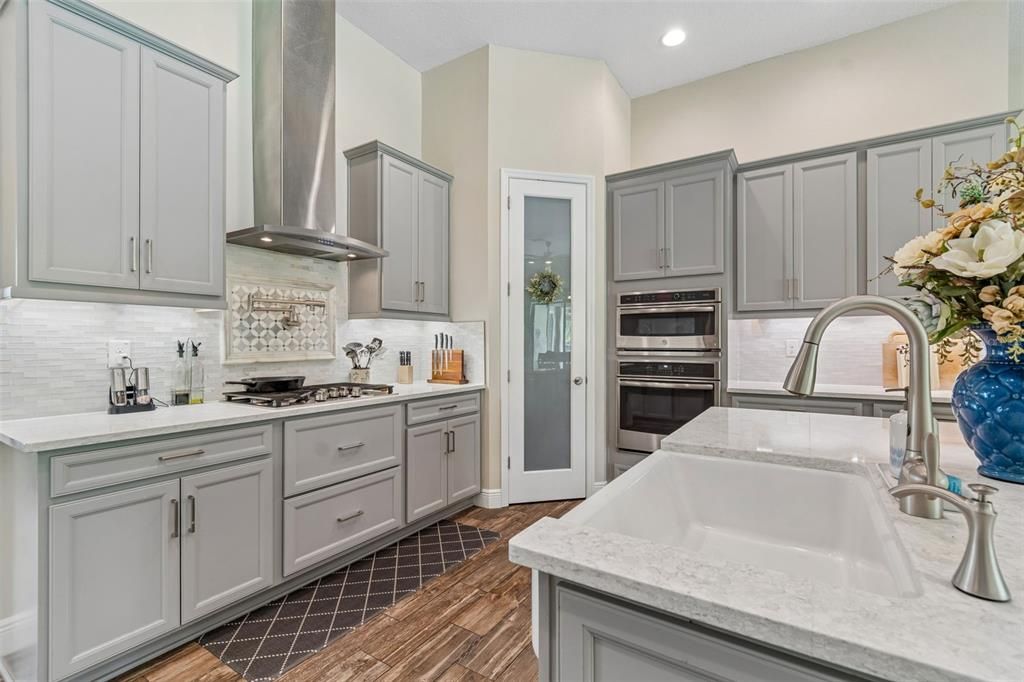 Active With Contract: $875,000 (4 beds, 3 baths, 3227 Square Feet)