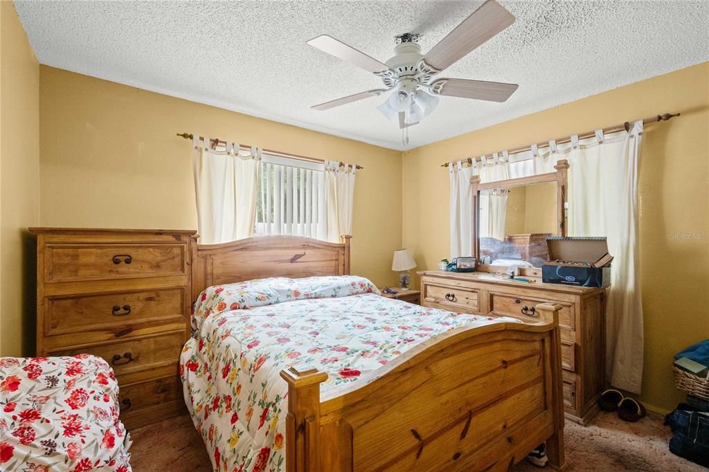 En Venta: $320,000 (3 camas, 2 baños, 1444 Pies cuadrados)
