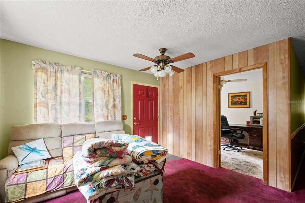 En Venta: $320,000 (3 camas, 2 baños, 1444 Pies cuadrados)