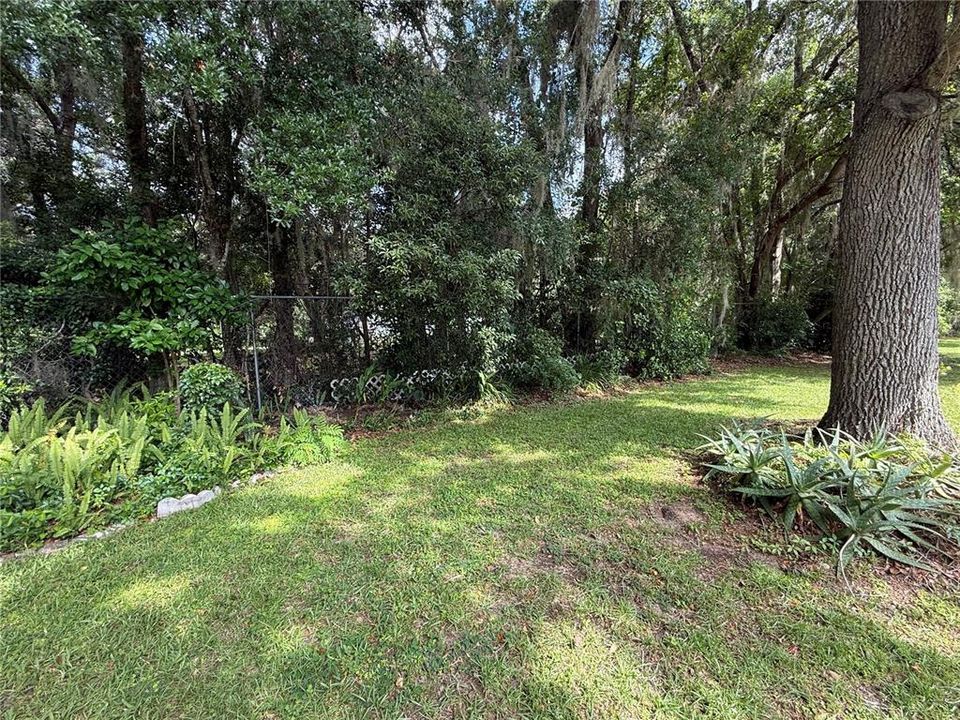 For Sale: $169,000 (2 beds, 2 baths, 1071 Square Feet)