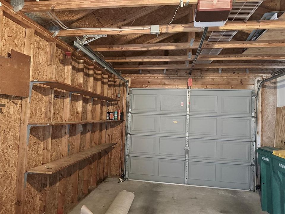 For Sale: $169,000 (2 beds, 2 baths, 1071 Square Feet)