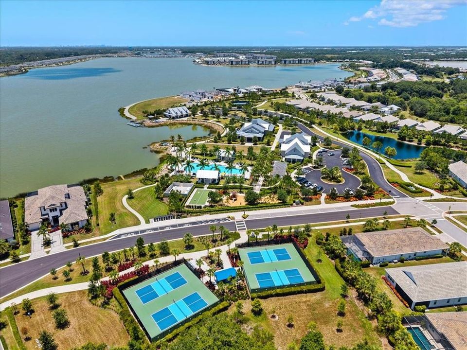 На продажу: $2,000,000 (3 спален, 3 ванн, 3531 Квадратных фут)