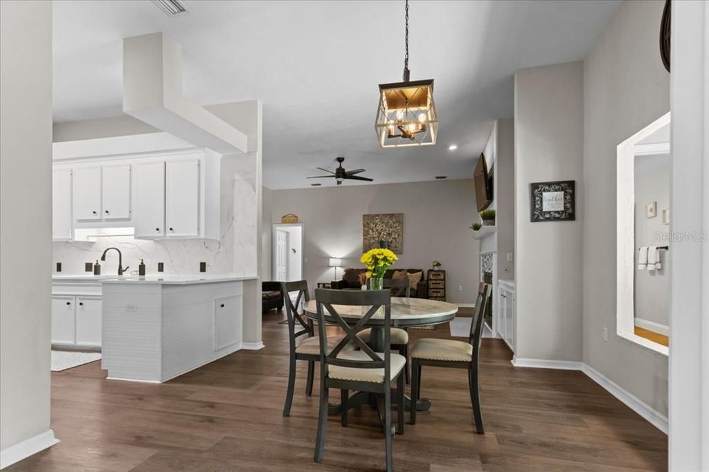 For Sale: $475,000 (4 beds, 2 baths, 2736 Square Feet)