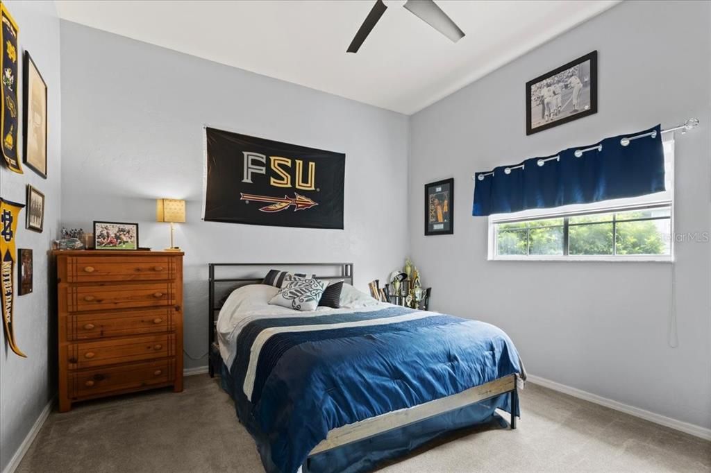 For Sale: $475,000 (4 beds, 2 baths, 2736 Square Feet)
