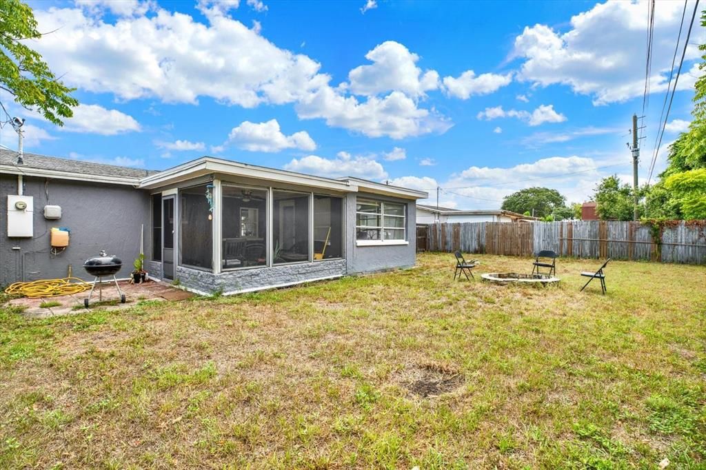 En Venta: $249,900 (2 camas, 2 baños, 992 Pies cuadrados)