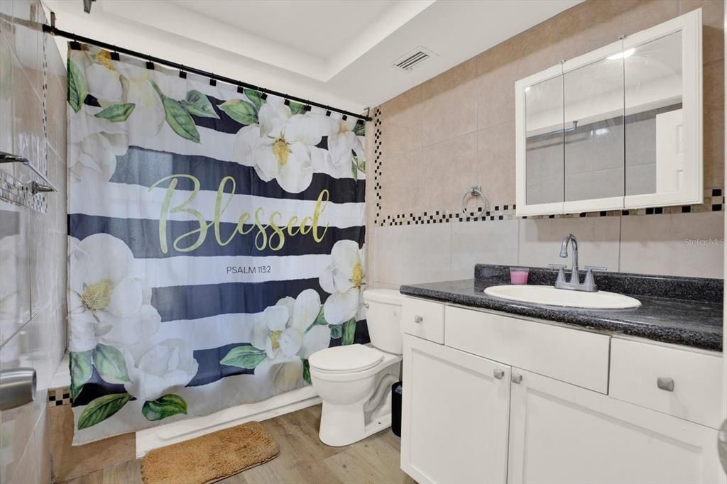 En Venta: $249,900 (2 camas, 2 baños, 992 Pies cuadrados)