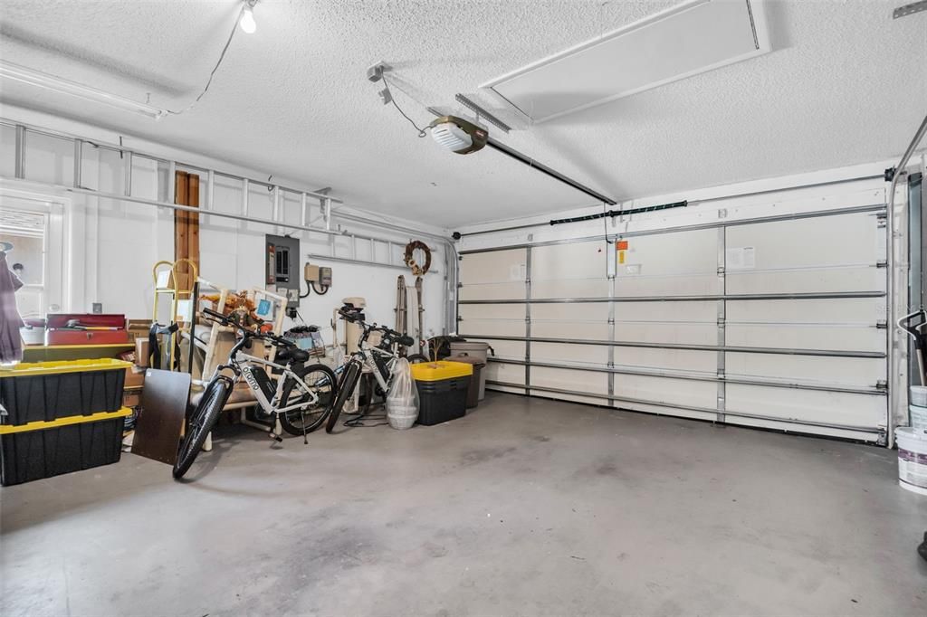На продажу: $479,900 (3 спален, 2 ванн, 1826 Квадратных фут)