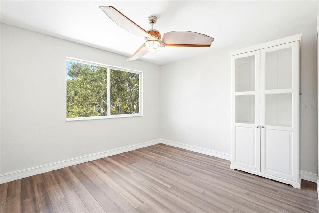 En Venta: $349,900 (3 camas, 3 baños, 1749 Pies cuadrados)