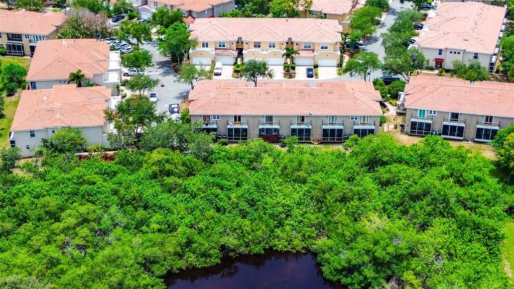 На продажу: $449,900 (3 спален, 2 ванн, 1990 Квадратных фут)