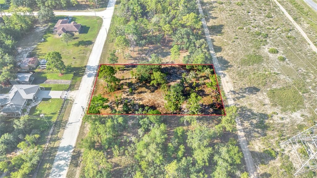 На продажу: $48,000 (0.46 acres)