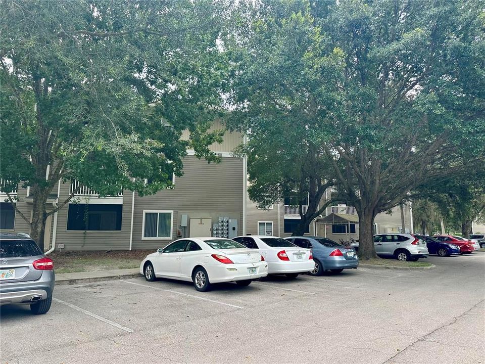 For Sale: $178,000 (4 beds, 4 baths, 1177 Square Feet)