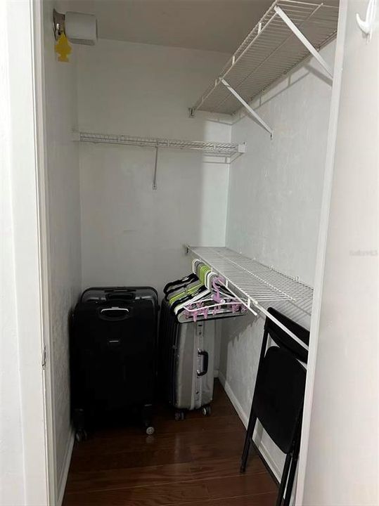 For Sale: $178,000 (4 beds, 4 baths, 1177 Square Feet)