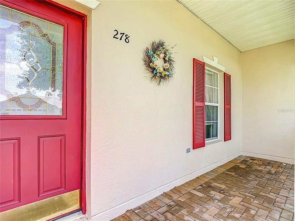 For Sale: $230,000 (2 beds, 2 baths, 1317 Square Feet)