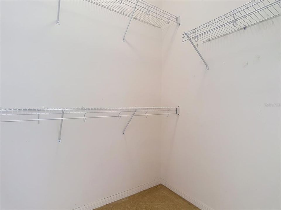 For Sale: $230,000 (2 beds, 2 baths, 1317 Square Feet)