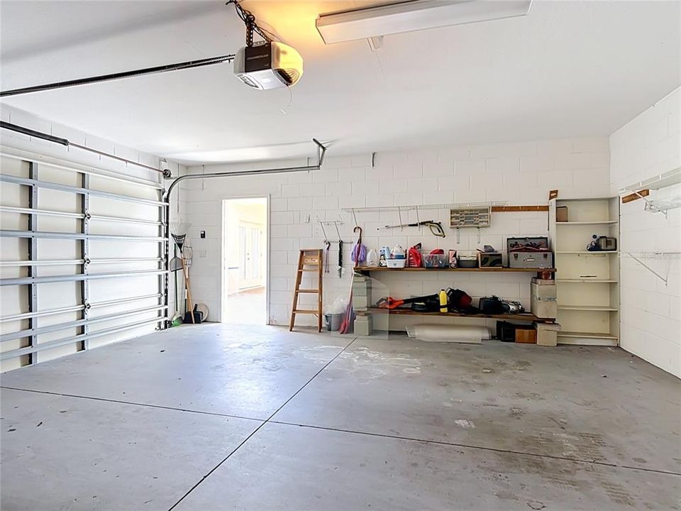 For Sale: $230,000 (2 beds, 2 baths, 1317 Square Feet)