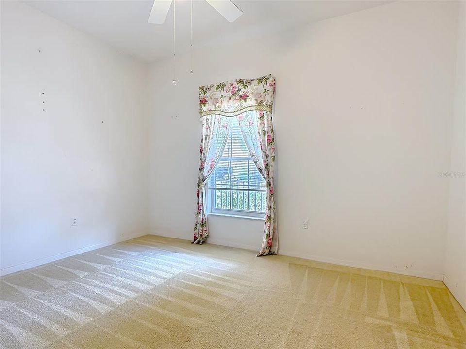 For Sale: $230,000 (2 beds, 2 baths, 1317 Square Feet)