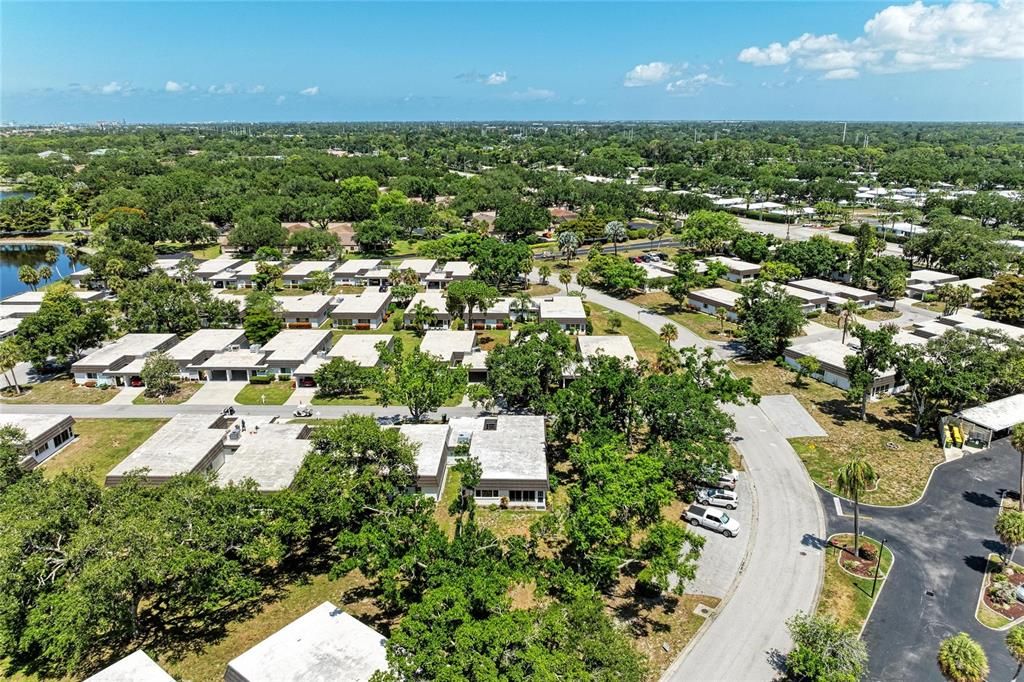 For Sale: $245,000 (2 beds, 2 baths, 1372 Square Feet)