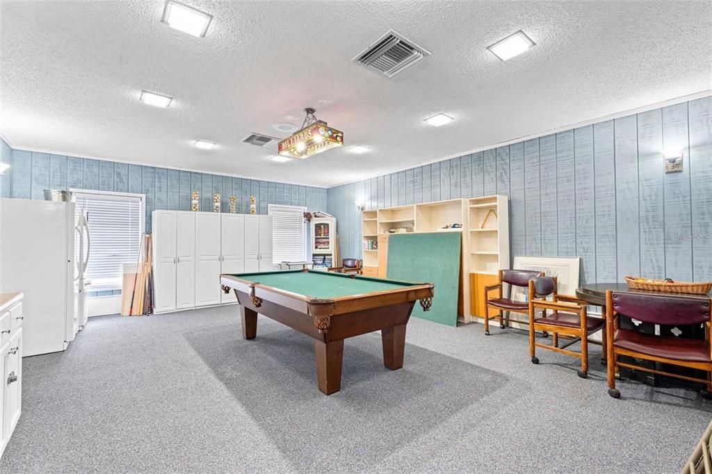 For Sale: $245,000 (2 beds, 2 baths, 1372 Square Feet)