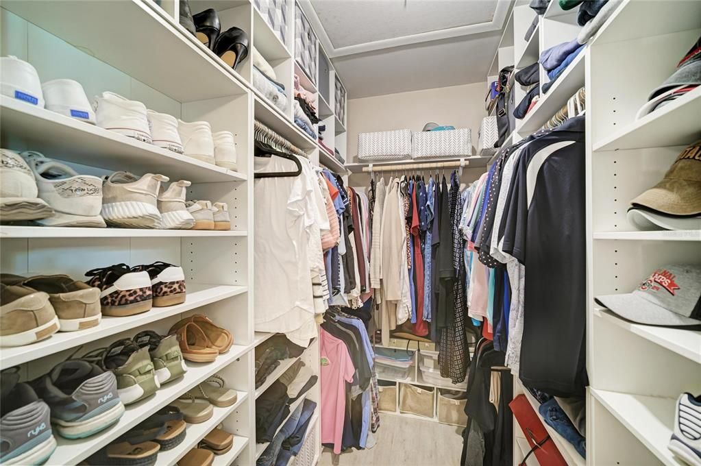 For Sale: $245,000 (2 beds, 2 baths, 1372 Square Feet)