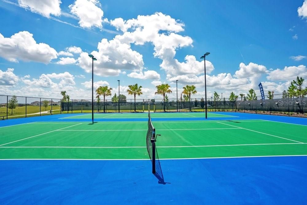 На продажу: $415,000 (3 спален, 2 ванн, 1787 Квадратных фут)