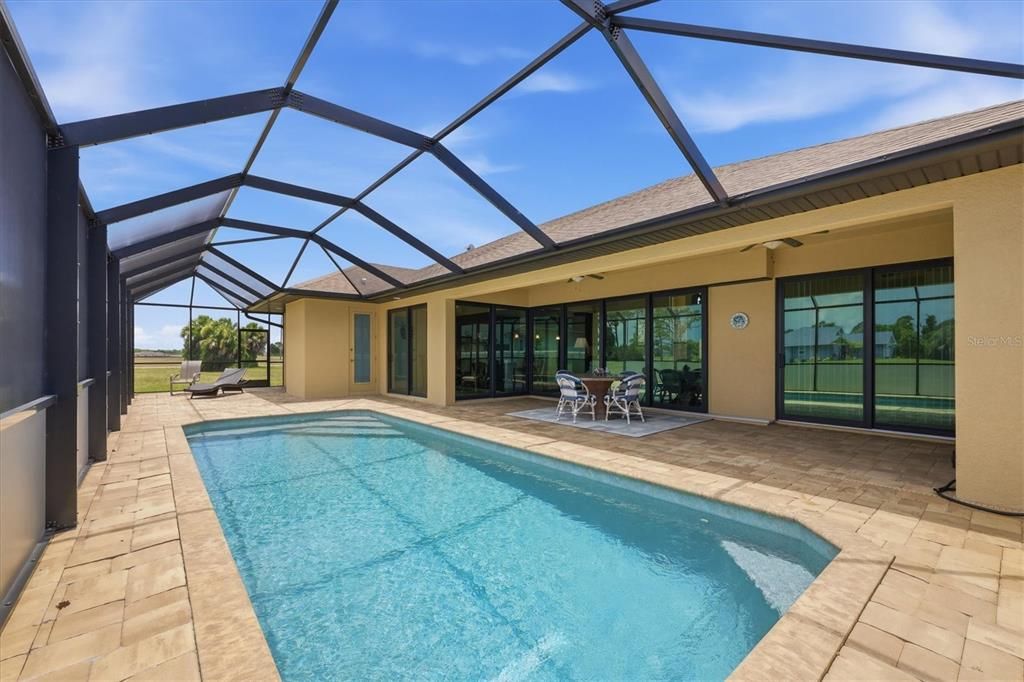 For Sale: $525,000 (3 beds, 2 baths, 1791 Square Feet)