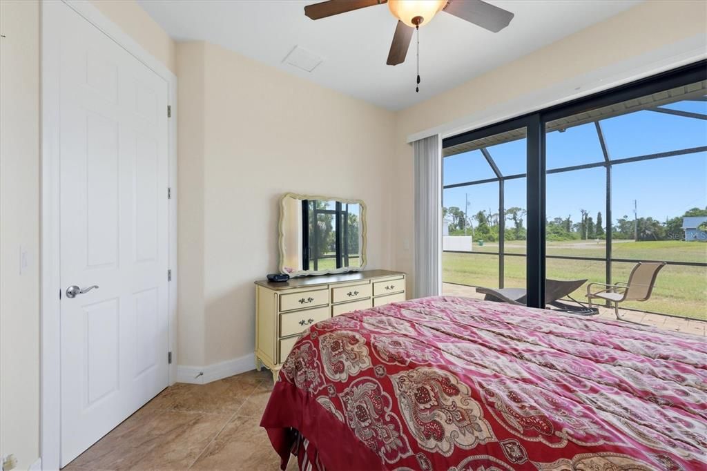 For Sale: $525,000 (3 beds, 2 baths, 1791 Square Feet)