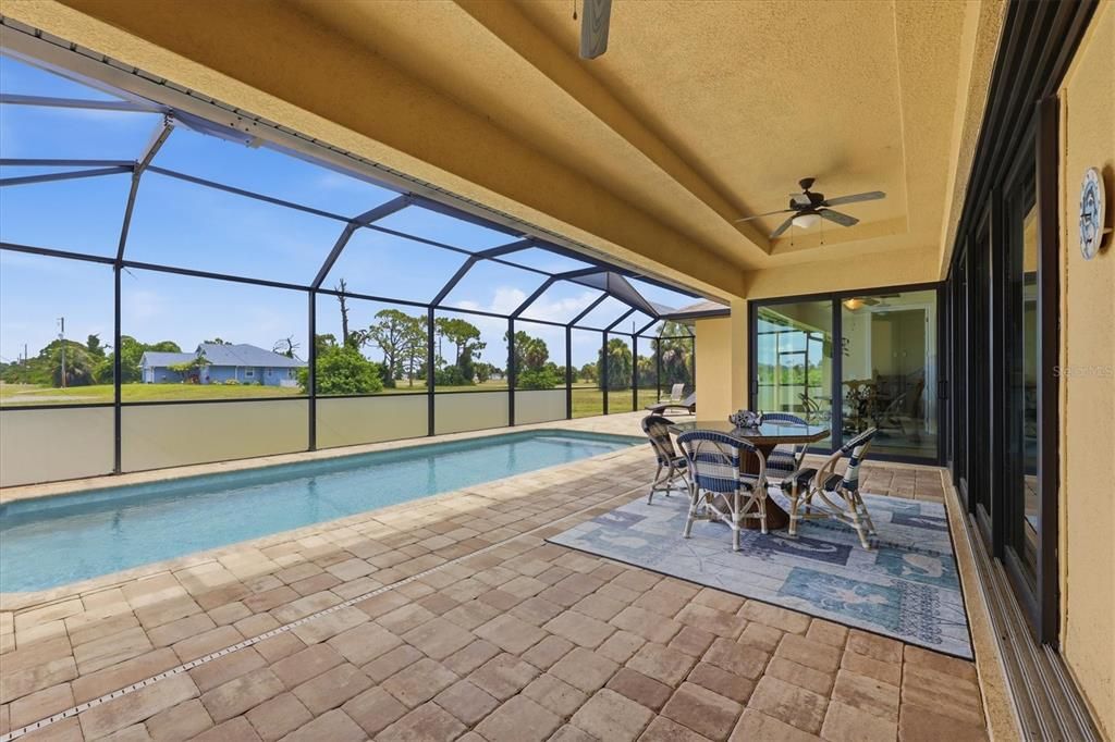 For Sale: $525,000 (3 beds, 2 baths, 1791 Square Feet)