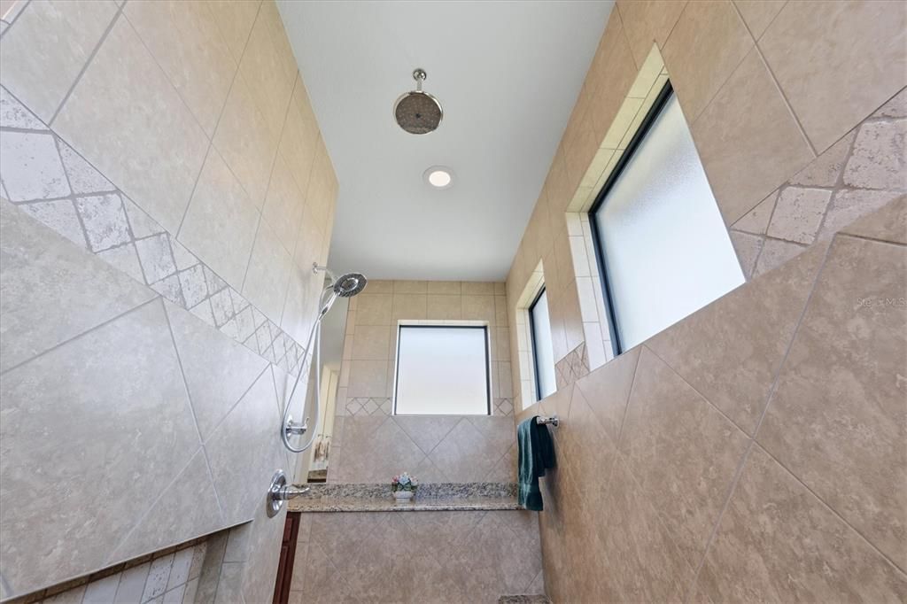 For Sale: $525,000 (3 beds, 2 baths, 1791 Square Feet)