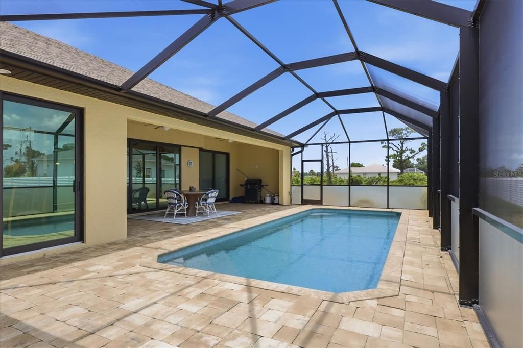 For Sale: $525,000 (3 beds, 2 baths, 1791 Square Feet)