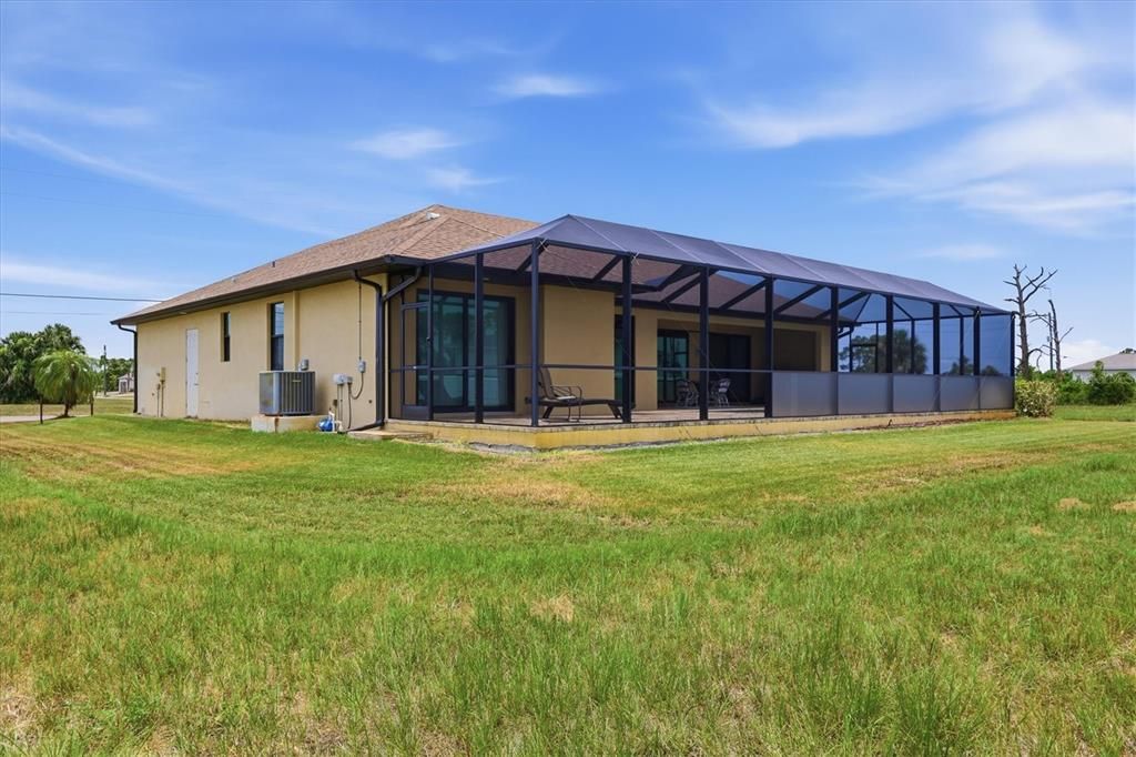 For Sale: $525,000 (3 beds, 2 baths, 1791 Square Feet)