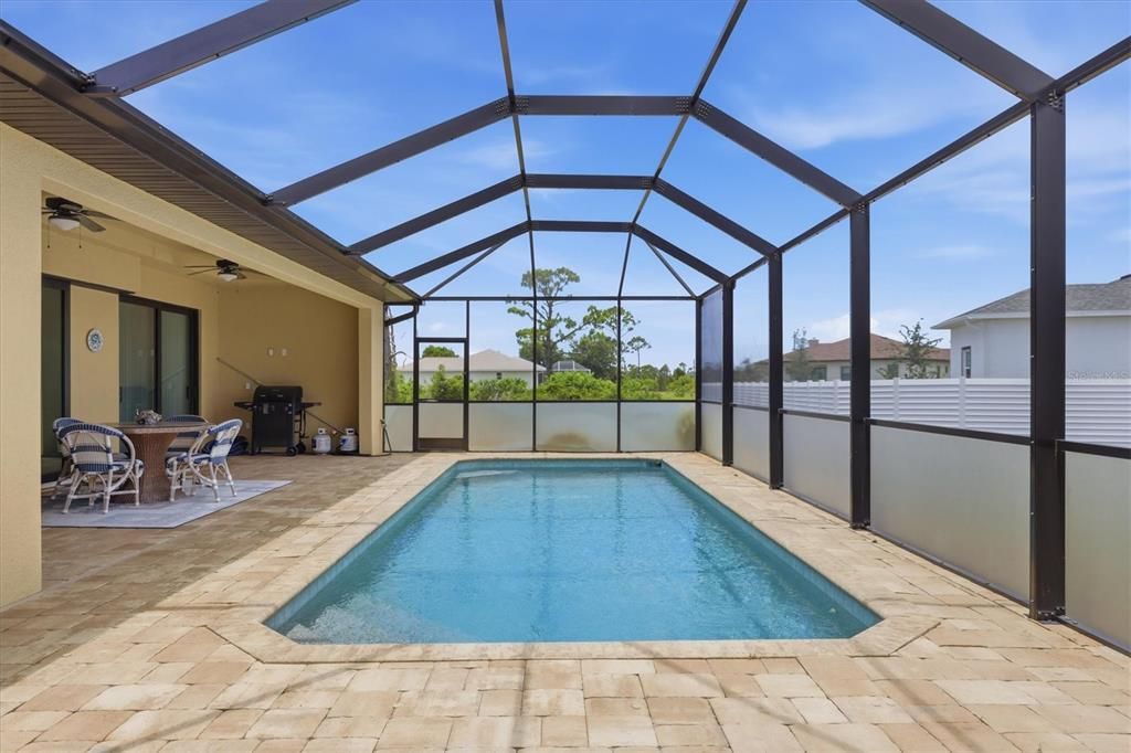 For Sale: $525,000 (3 beds, 2 baths, 1791 Square Feet)