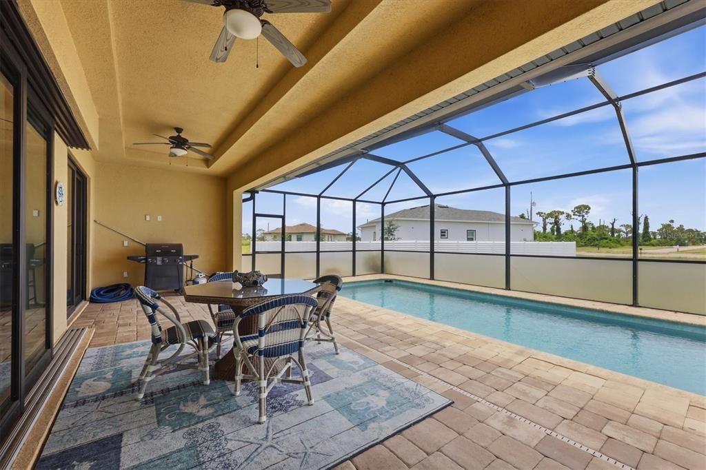 For Sale: $525,000 (3 beds, 2 baths, 1791 Square Feet)