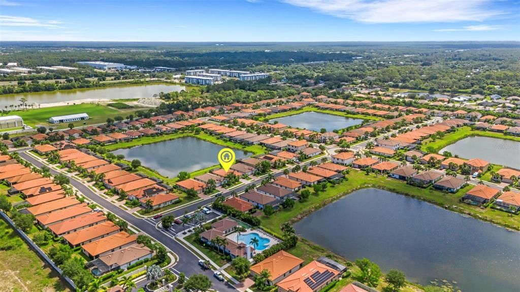 Activo con contrato: $465,000 (3 camas, 2 baños, 1669 Pies cuadrados)