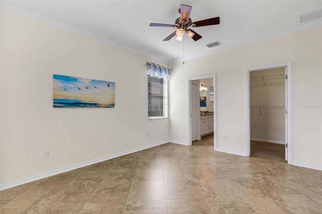 Activo con contrato: $465,000 (3 camas, 2 baños, 1669 Pies cuadrados)