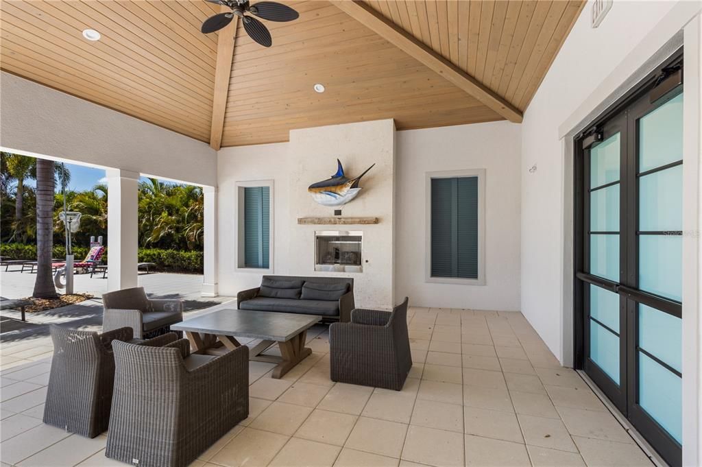 Activo con contrato: $465,000 (3 camas, 2 baños, 1669 Pies cuadrados)