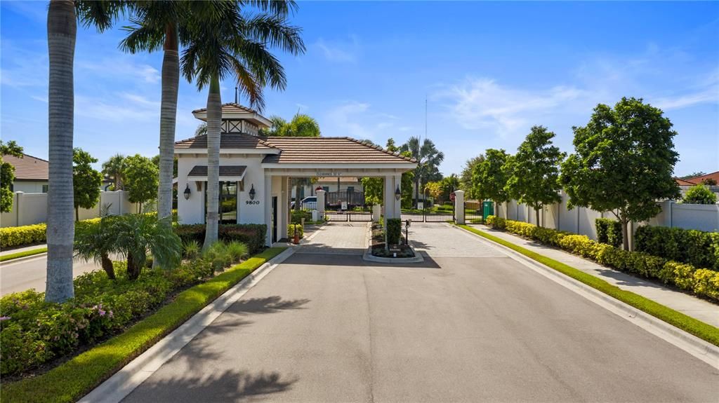 Activo con contrato: $465,000 (3 camas, 2 baños, 1669 Pies cuadrados)
