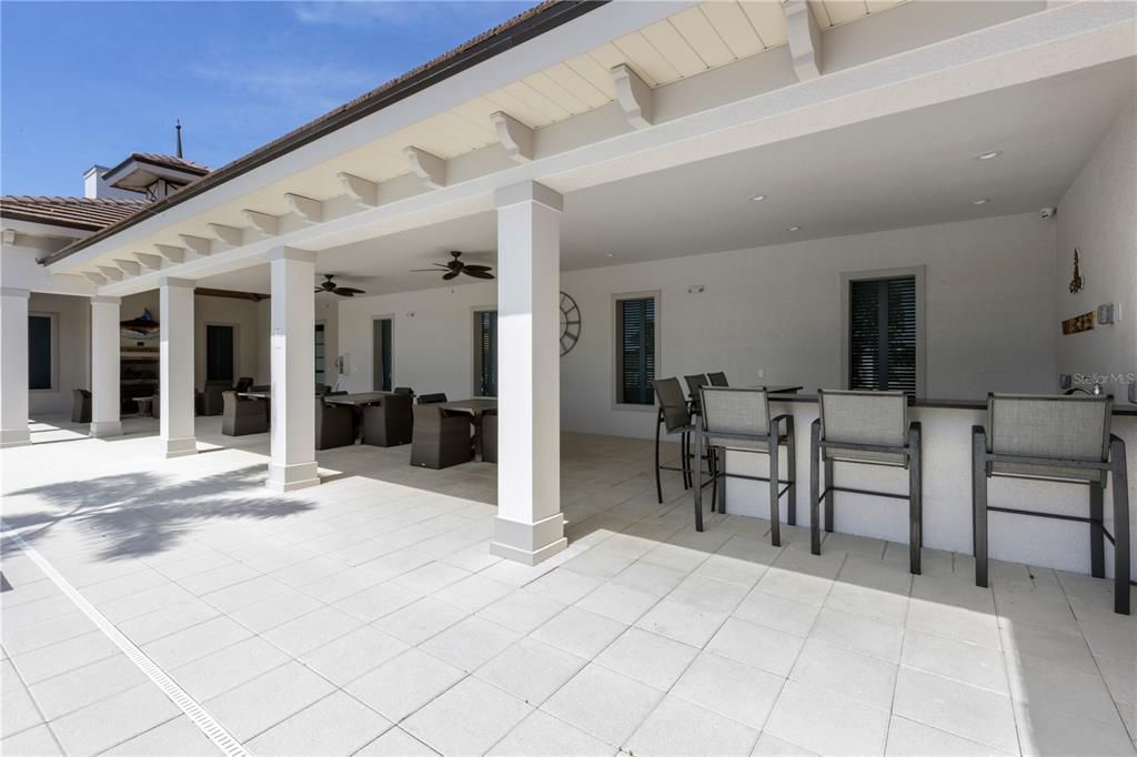Activo con contrato: $465,000 (3 camas, 2 baños, 1669 Pies cuadrados)