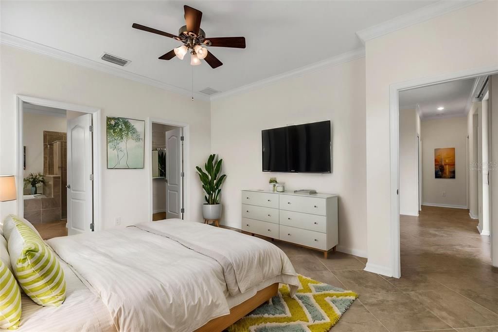 Activo con contrato: $465,000 (3 camas, 2 baños, 1669 Pies cuadrados)