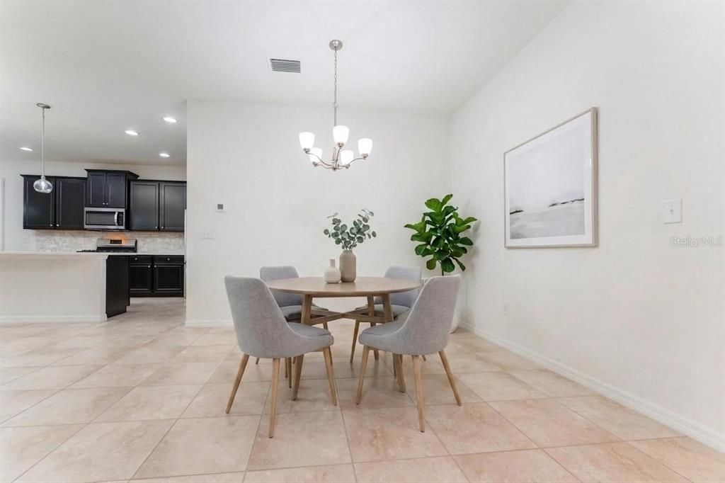 En Venta: $399,999 (3 camas, 2 baños, 1854 Pies cuadrados)