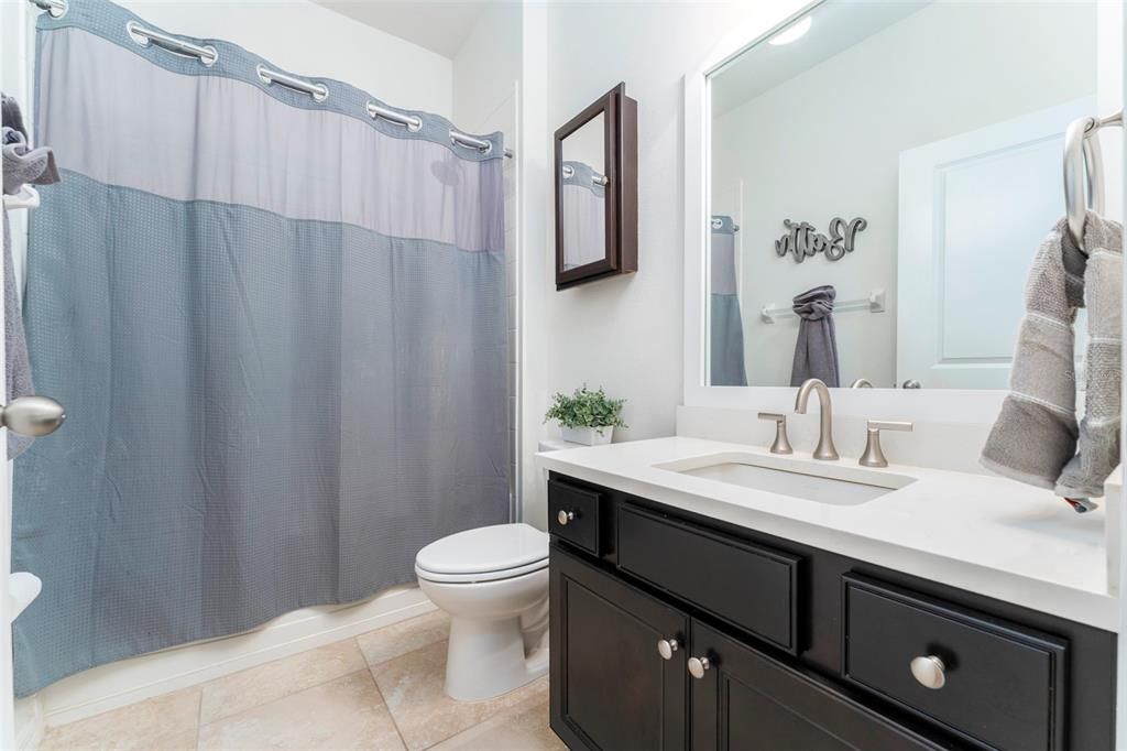 En Venta: $399,999 (3 camas, 2 baños, 1854 Pies cuadrados)