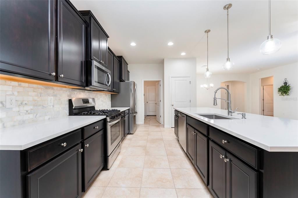 En Venta: $399,999 (3 camas, 2 baños, 1854 Pies cuadrados)