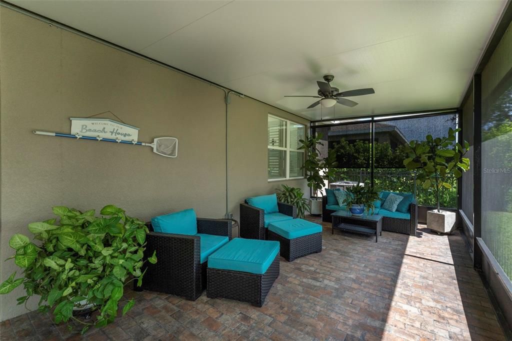 En Venta: $399,999 (3 camas, 2 baños, 1854 Pies cuadrados)