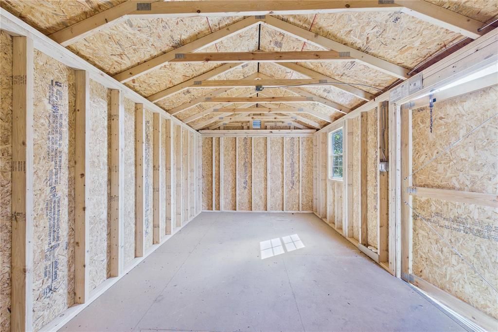 На продажу: $238,900 (2 спален, 2 ванн, 1216 Квадратных фут)