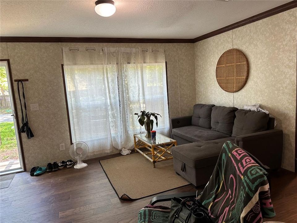 En Venta: $185,000 (3 camas, 2 baños, 1170 Pies cuadrados)