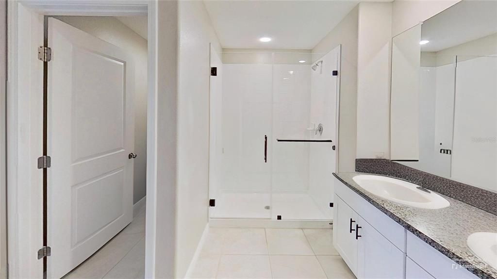 В аренду: $2,250 (3 спален, 2 ванн, 1451 Квадратных фут)
