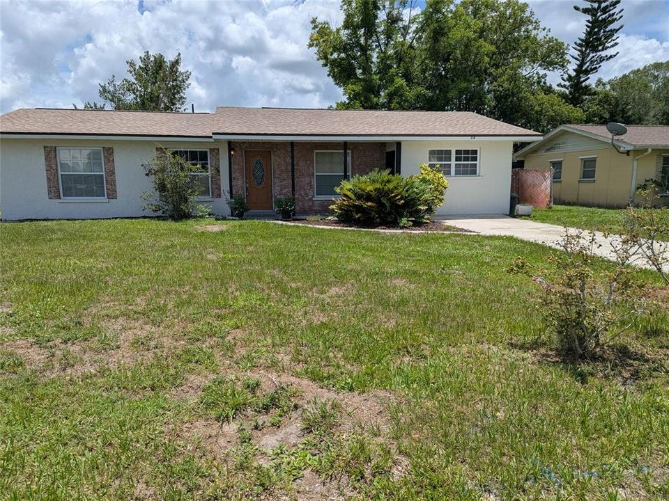 For Sale: $299,000 (3 beds, 2 baths, 1406 Square Feet)