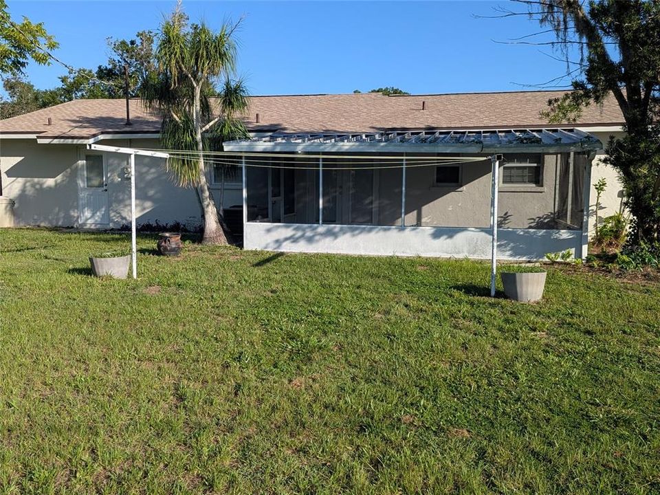 For Sale: $299,000 (3 beds, 2 baths, 1406 Square Feet)
