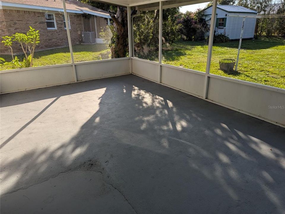 For Sale: $299,000 (3 beds, 2 baths, 1406 Square Feet)