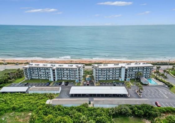 En Venta: $245,000 (2 camas, 2 baños, 876 Pies cuadrados)